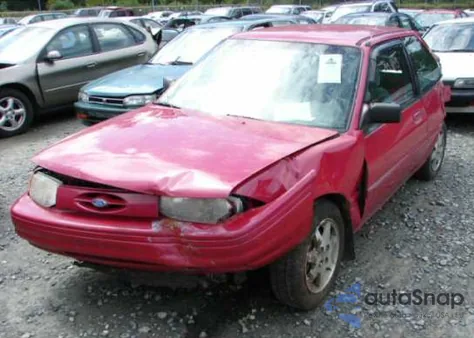 1996 Ford Escort из США, поврежденный, VIN 3FASP11J6TR158841